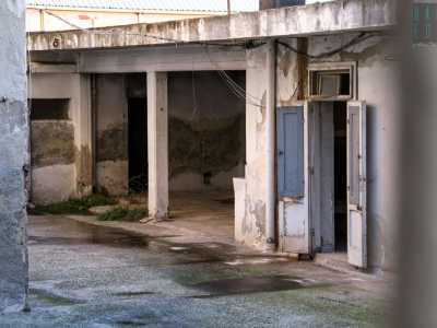 A chiudere la corte interna c�� anche un terzo edificio costruito in epoca molto pi� recente 